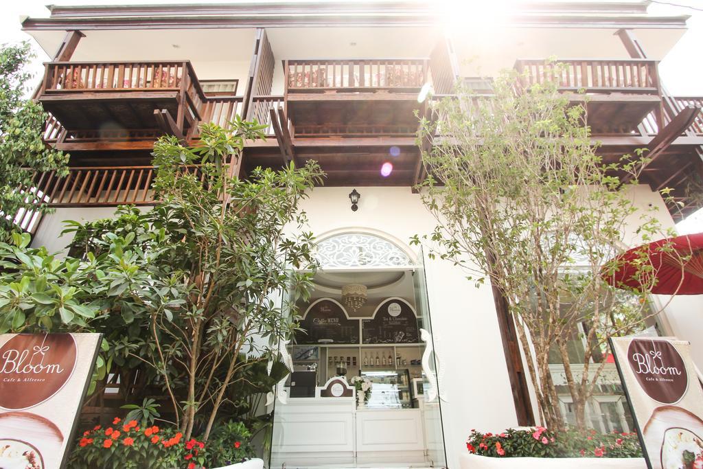 Готель Ratchiangsaen Flora House Чіангмай Екстер'єр фото